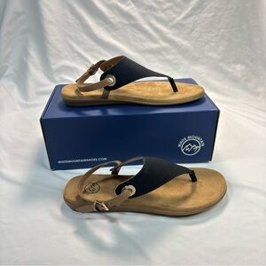White Mountain London Black‎ Sandals Size 9.5M Comfort Thong Style